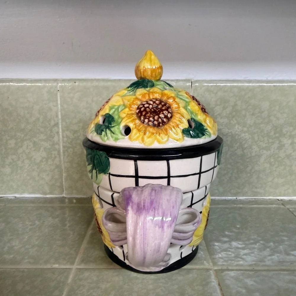 Vintage 1992 Fitz and Floyd Sunflower Watering Can Potpourri Jar Garlic Keeper